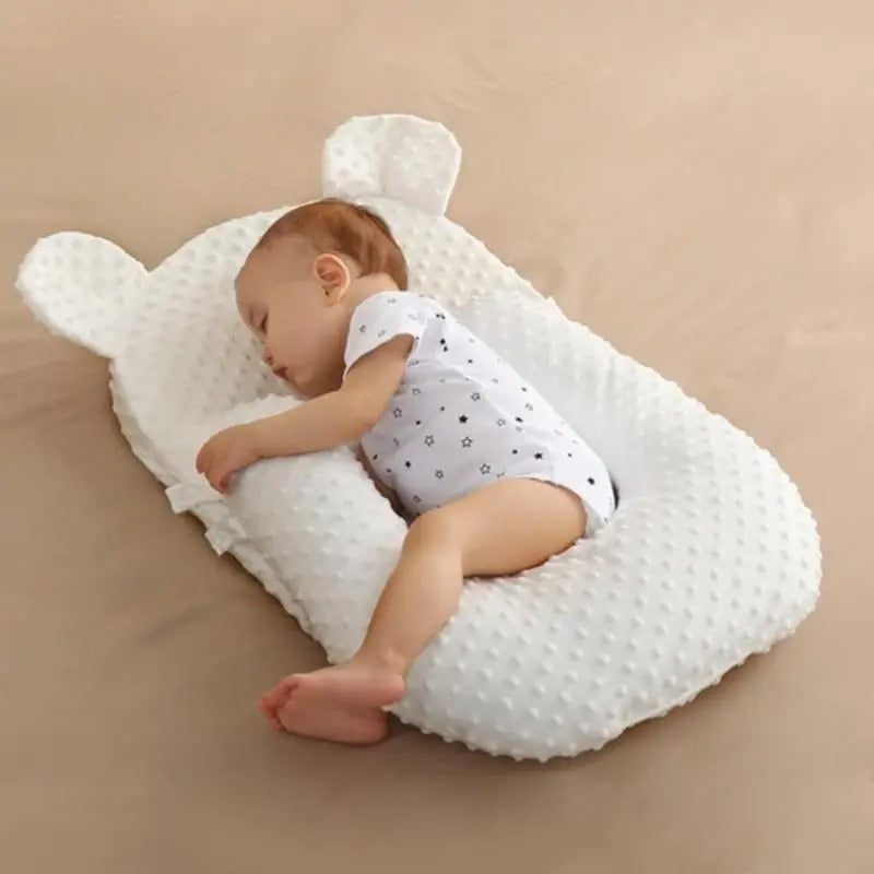 Baby pillow with adjustable height levels